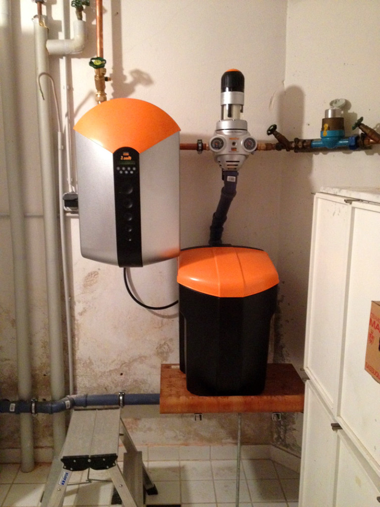 JUDO iSoft Enthärtungsanlage mit Hauswasserstation